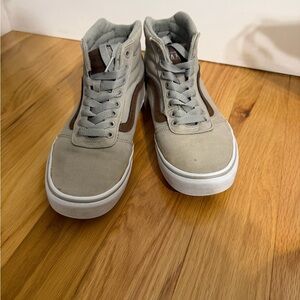 Vans High-Top Sneakers in Light Gray with Brown Accent